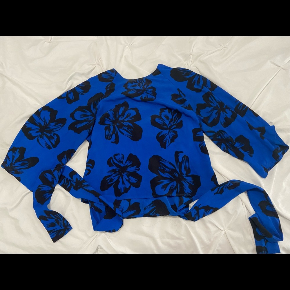 Dark Blue top